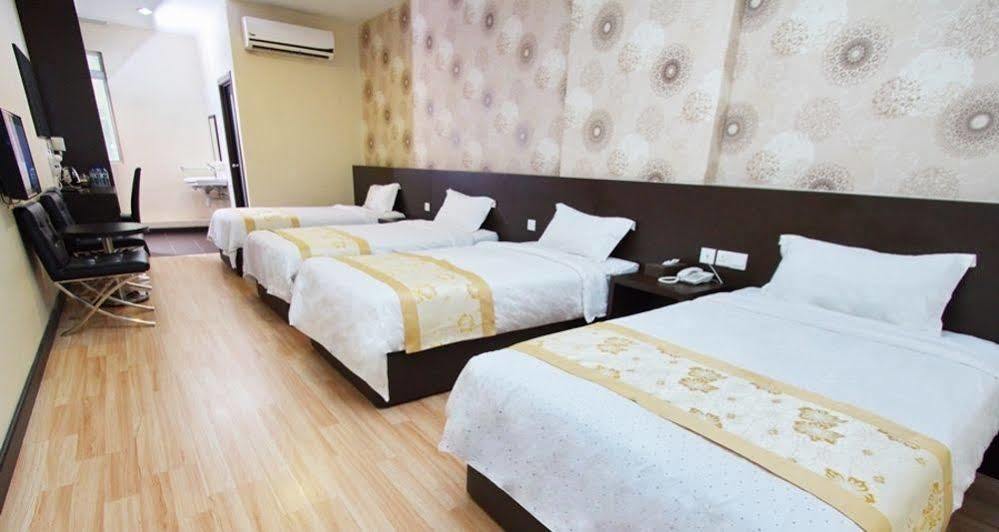Hotel Tebrau CT Johor Bahru Bagian luar foto